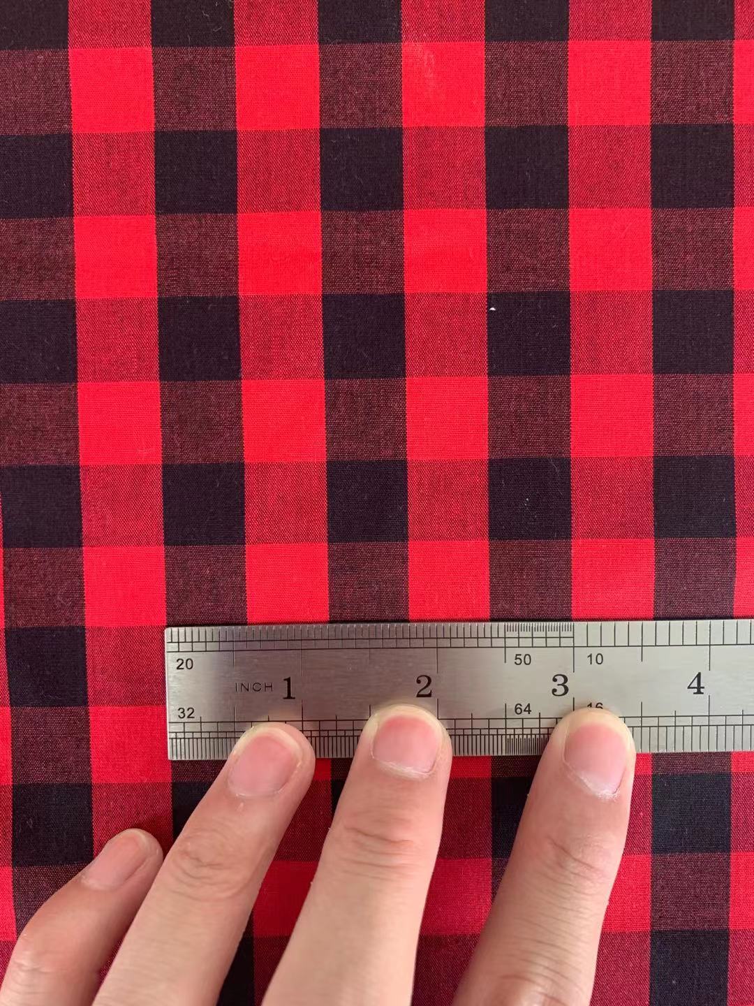 Fashion 100% cotton Plaid Design Fabric For Customized Goods By Yards(red)