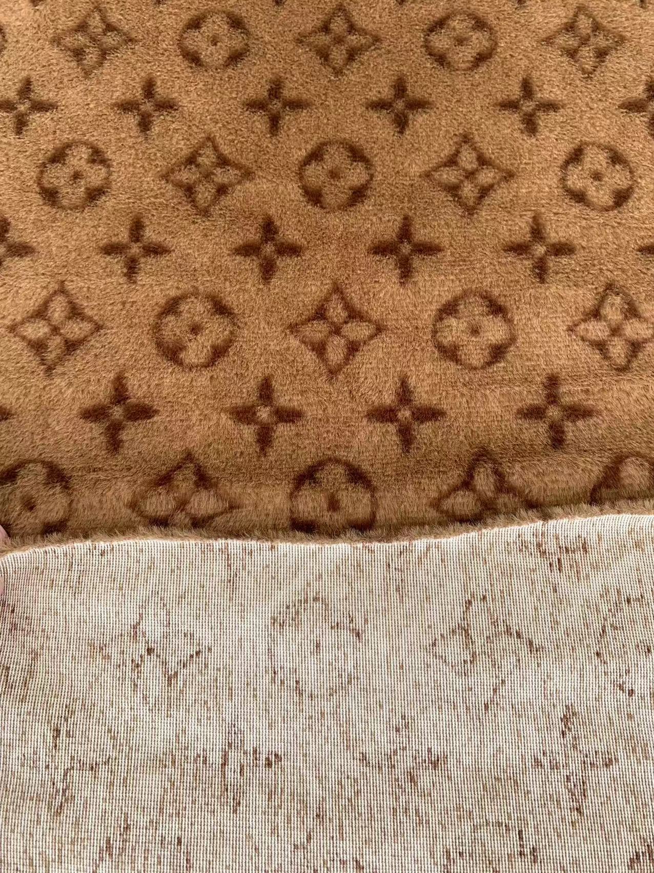 Fashion design Brown No LOGO Rabbit Plush Fabric, Cony Fabric For Handmade Clothing ,Bags ,Shoes and Handicrafts By Yards