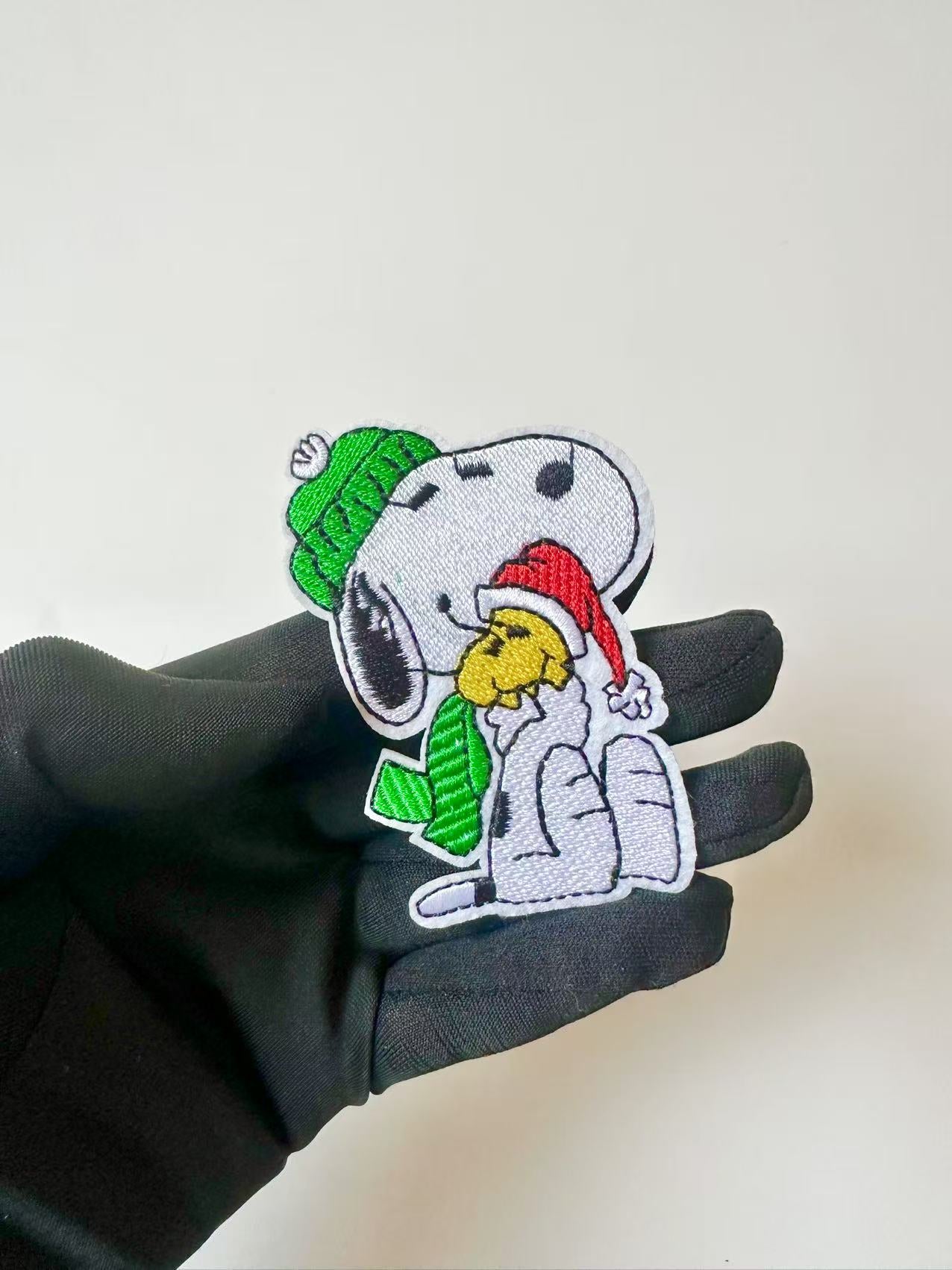 Craft 2"x3.1 " Snoopy Green Hat Embroidery Patches For Handmade Handicraft
